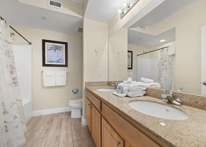 Apartment Crystal Tower 1705 By Youngs Suncoast *
